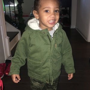 Meet your Posher, Deandra